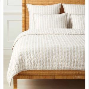 Serena and Lily Oceano Quilt sz Twin Sand